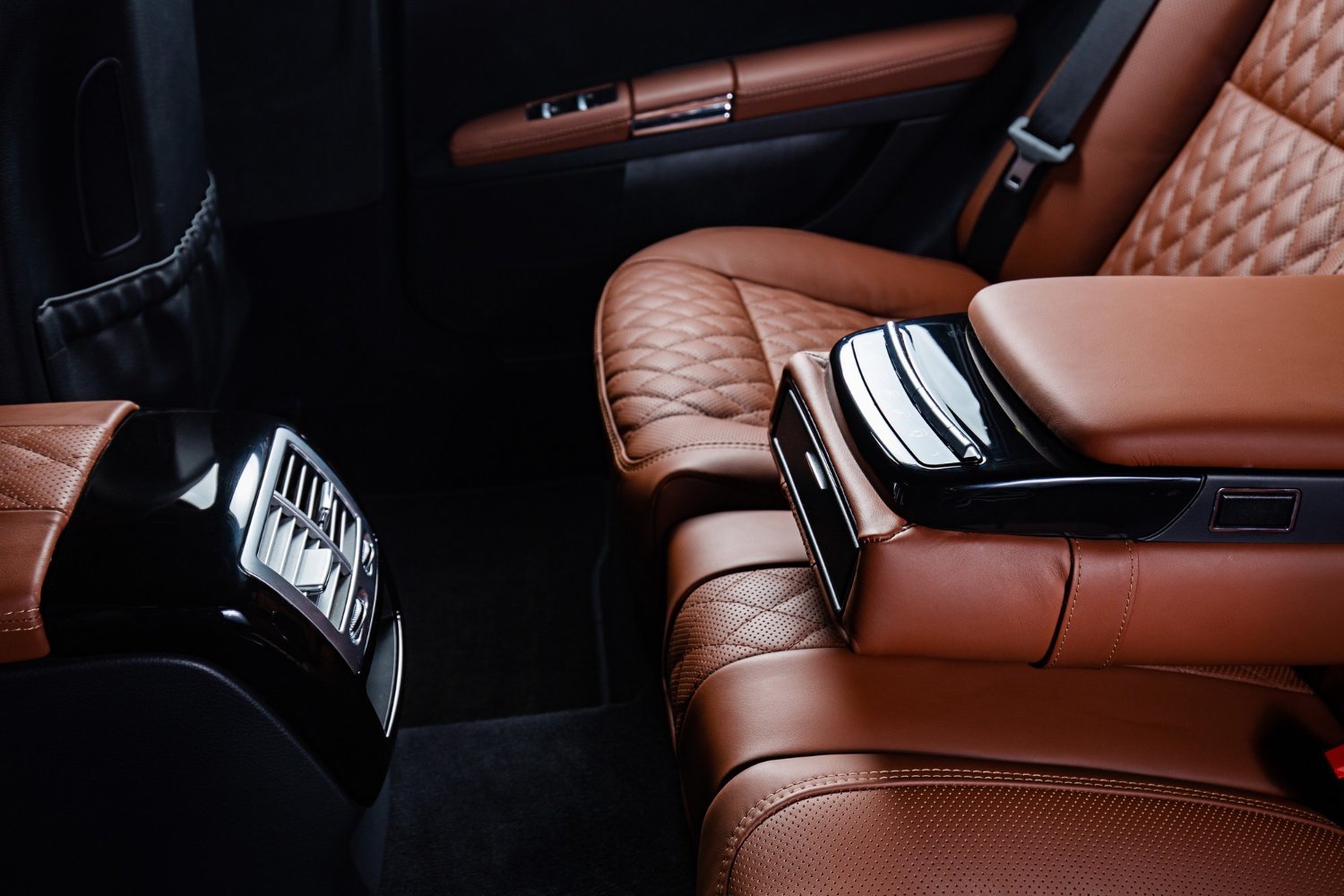 Leather seat repair - CleaningArt
